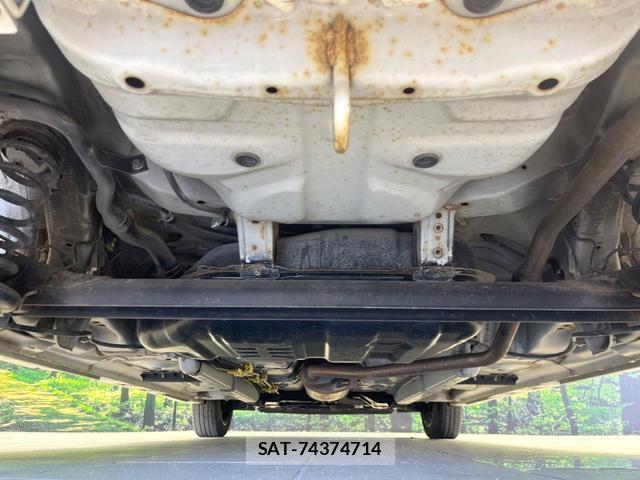Daihatsu TANTO 2017-07 8279337-18