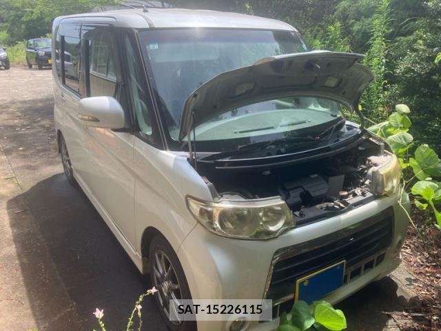 Daihatsu TANTO 2011-05 8279515-0