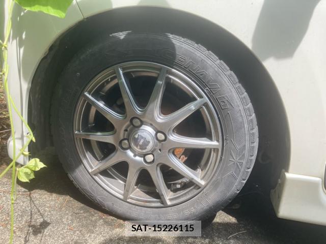 Daihatsu TANTO 2011-05 8279515-4