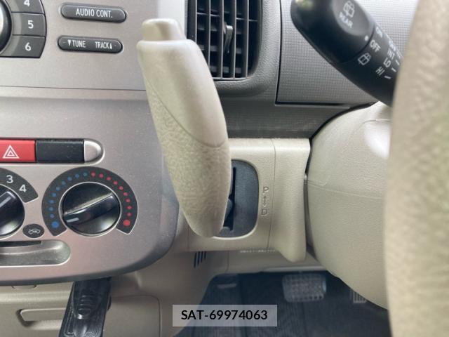 Daihatsu TANTO 2011-09 8279519-14
