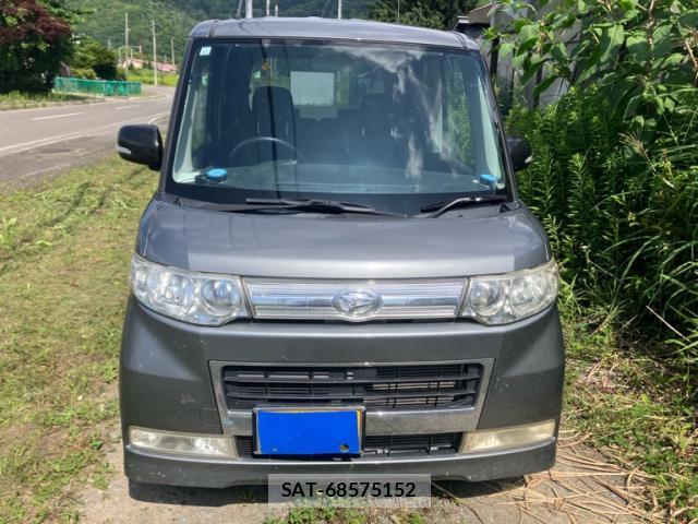 Daihatsu TANTO 2008-09 8279520-0