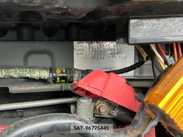Daihatsu TANTO 2008-04 8279716-18