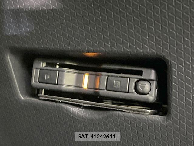 Daihatsu TANTO 2023-07 8279971-6