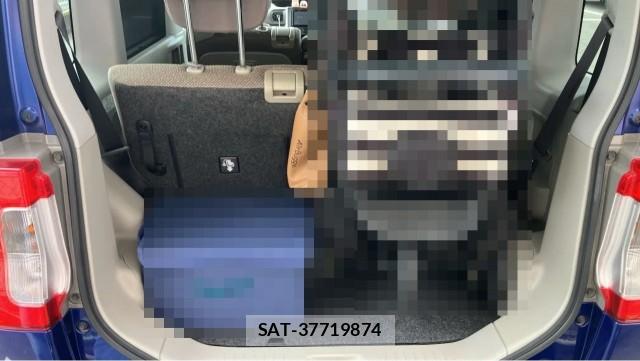 Daihatsu TANTO 2018-10 8280671-17