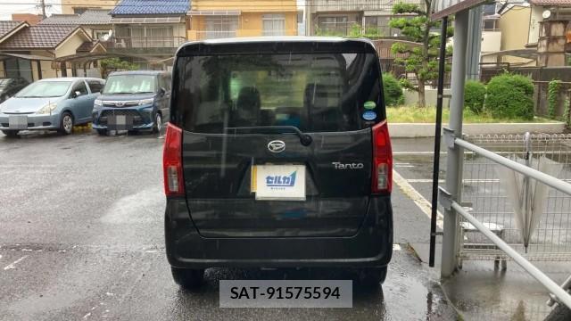 Daihatsu TANTO 2021-02 8281036-1