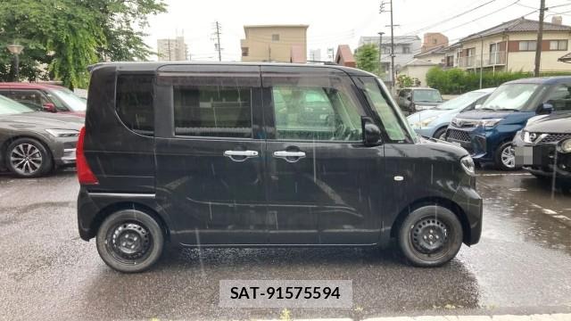Daihatsu TANTO 2021-02 8281036-10