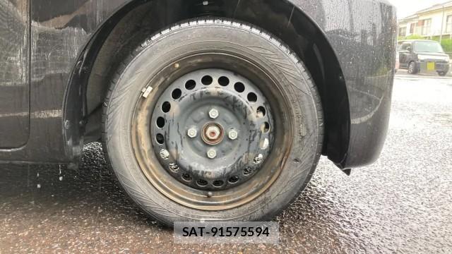 Daihatsu TANTO 2021-02 8281036-8