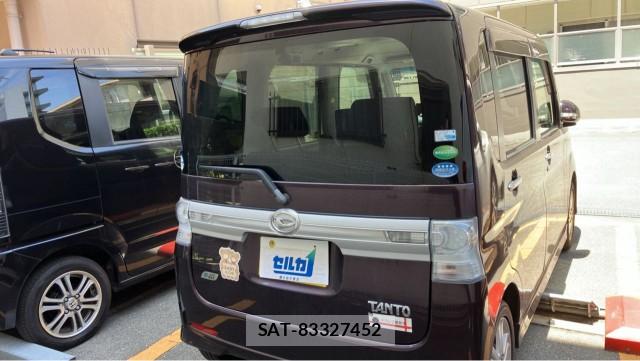 Daihatsu TANTO 2013-07 8281111-1