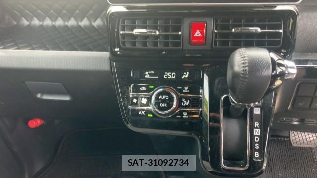 Daihatsu TANTO 2021-02 8281140-14