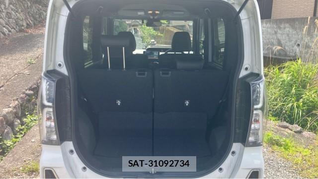 Daihatsu TANTO 2021-02 8281140-17