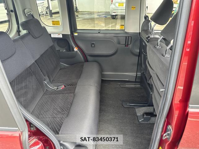 Daihatsu TANTO 2018-07 8281189-12