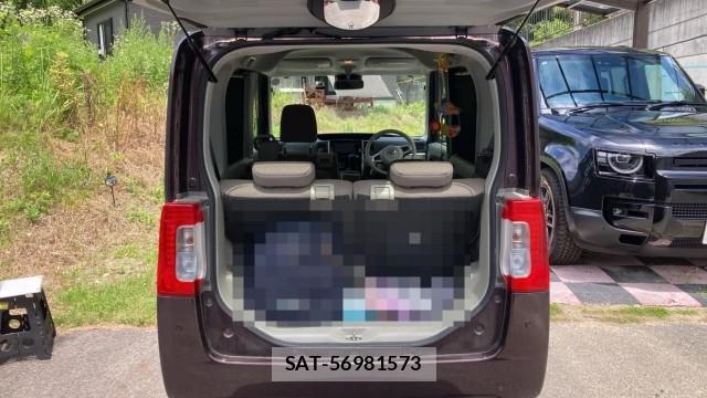 Daihatsu TANTO 2018-10 8281333-17