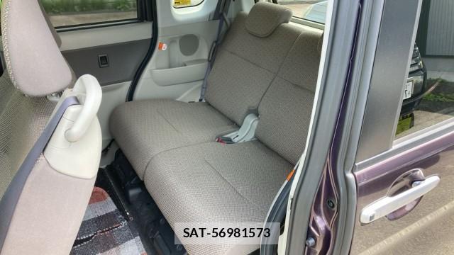Daihatsu TANTO 2018-10 8281333-6