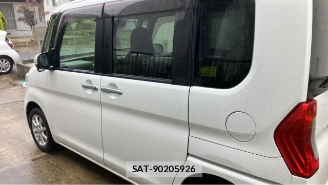 Daihatsu TANTO 2016-01 8281465-10