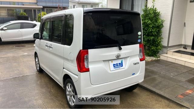 Daihatsu TANTO 2016-01 8281465-13