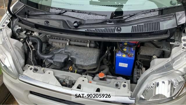 Daihatsu TANTO 2016-01 8281465-7