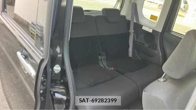 Daihatsu TANTO 2018-02 8281475-6