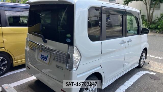 Daihatsu TANTO 2017-01 8281876-12