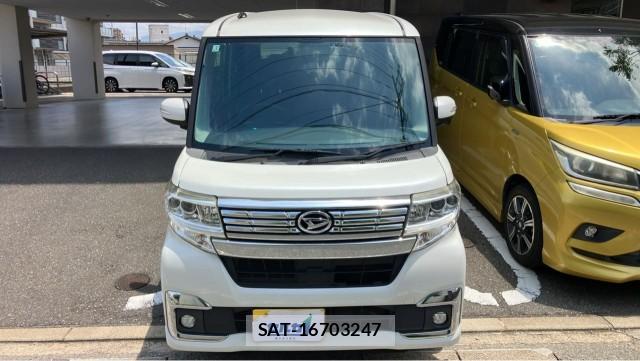 Daihatsu TANTO 2017-01 8281876-9