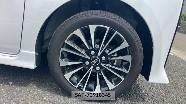 Daihatsu TANTO 2025-09 8282277-8