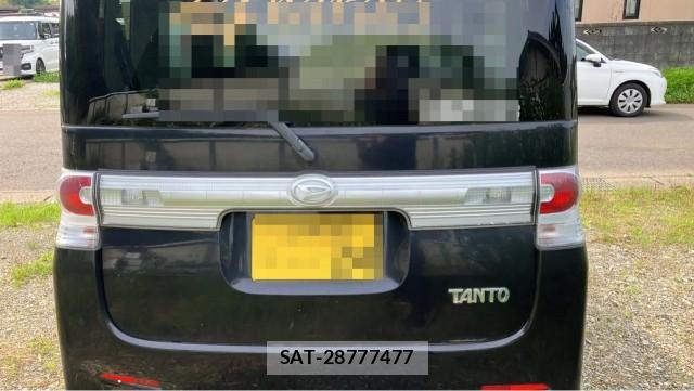 Daihatsu TANTO 2010-01 8282380-1