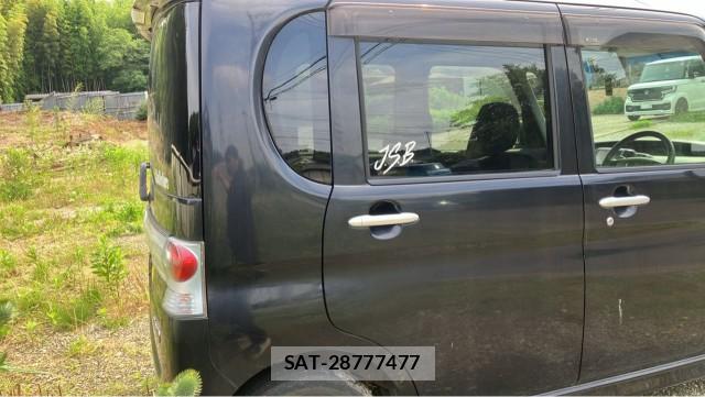 Daihatsu TANTO 2010-01 8282380-12