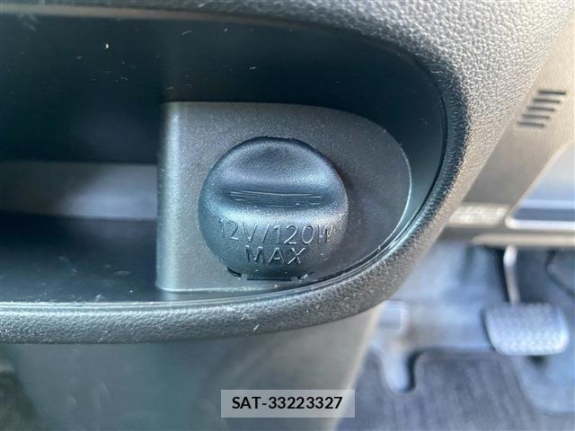 Daihatsu TANTO 2017-04 8282722-18