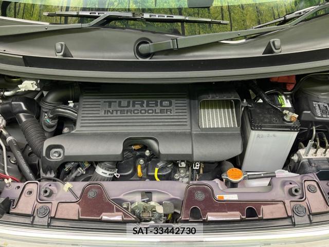 Daihatsu TANTO 2014-12 8282840-17