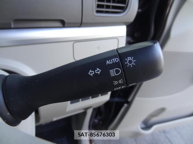 Daihatsu TANTO 2014-04 8282931-6