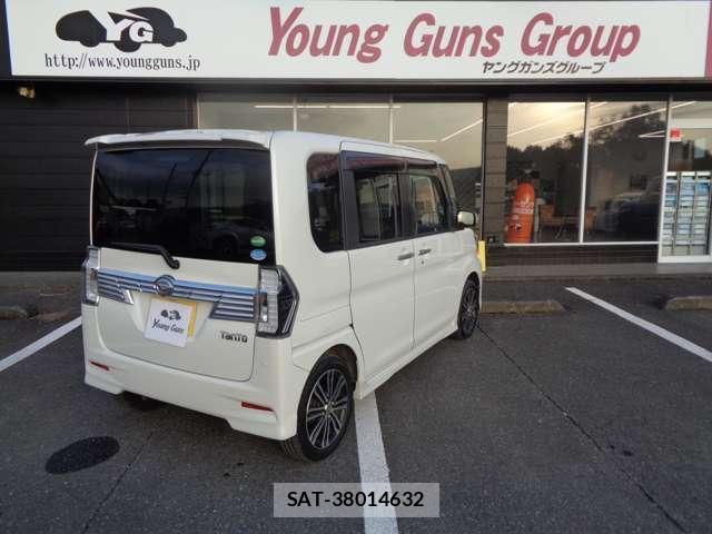Daihatsu TANTO 2016-12 8282985-10
