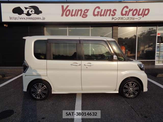 Daihatsu TANTO 2016-12 8282985-14