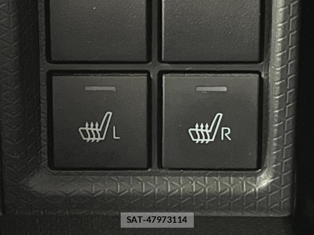 Daihatsu TANTO 2021-11 8283209-6