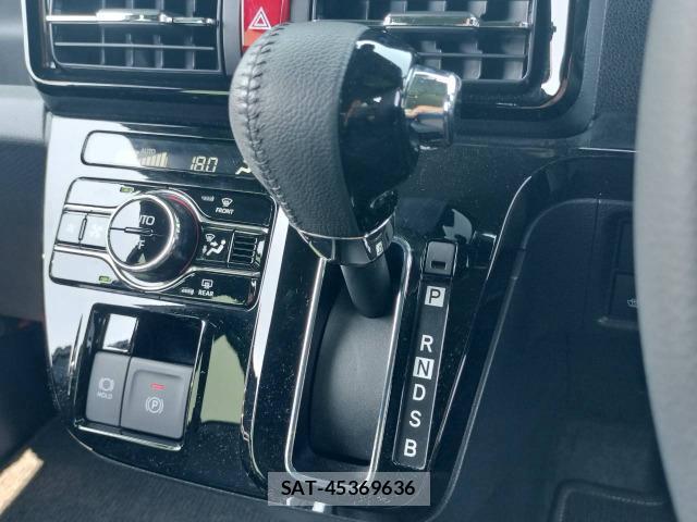 Daihatsu TANTO 2023-12 8283739-14