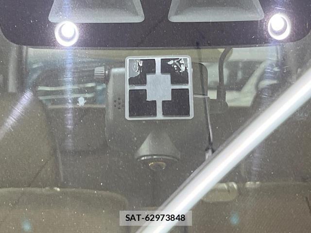 Daihatsu TANTO 2018-10 8284005-4