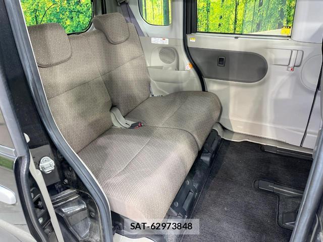 Daihatsu TANTO 2018-10 8284005-8
