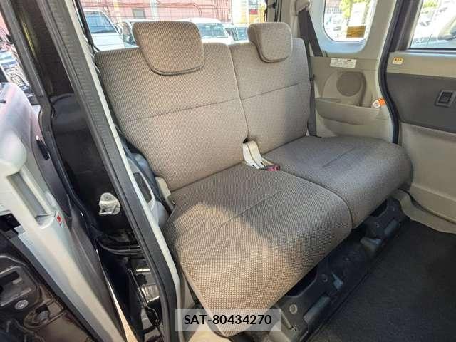 Daihatsu TANTO 2017-01 8284202-8