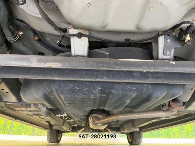 Daihatsu TANTO 2013-08 8285163-19