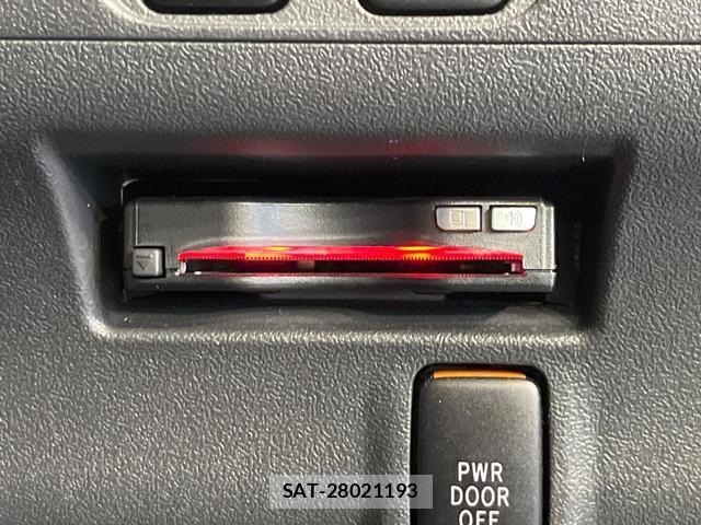 Daihatsu TANTO 2013-08 8285163-4