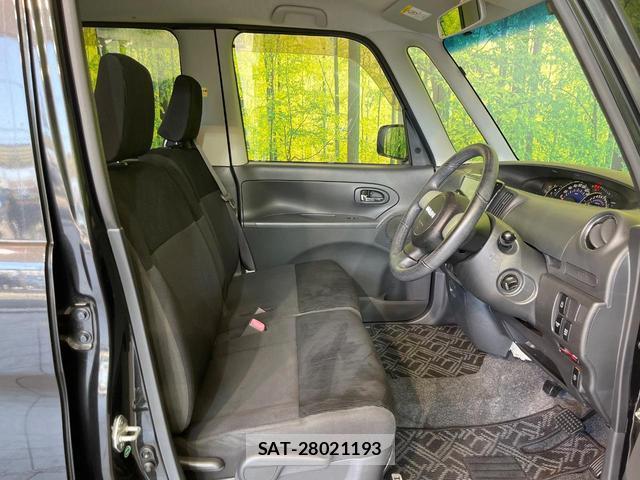Daihatsu TANTO 2013-08 8285163-7