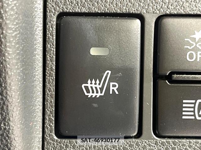 Daihatsu TANTO 2018-03 8285201-5