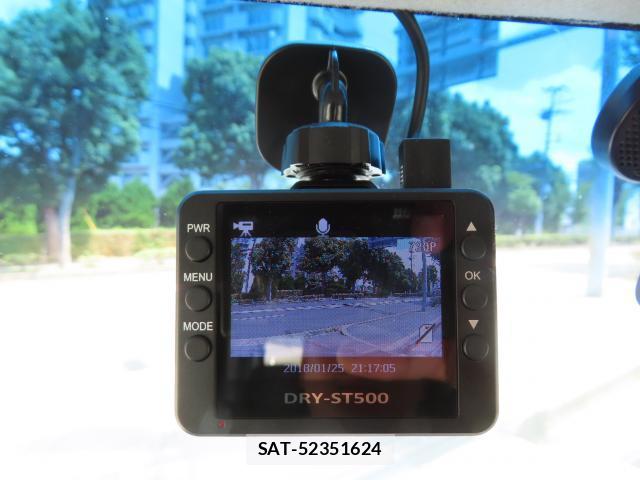 Daihatsu TANTO 2018-01 8285242-15