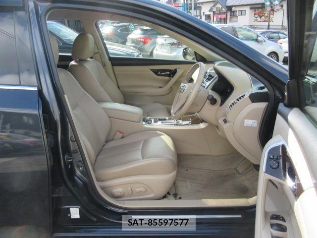 Nissan TEANA 2015-06 8280833-16