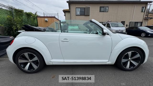 VolksWagen THE BEETLE 2016-07 8282128-12
