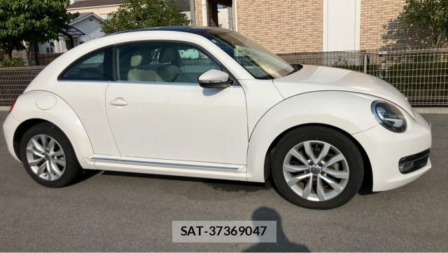 VolksWagen THE BEETLE 2013-07 8282432-3