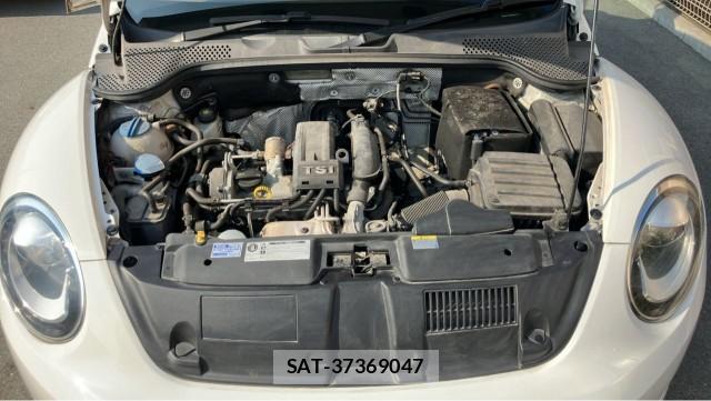 VolksWagen THE BEETLE 2013-07 8282432-7