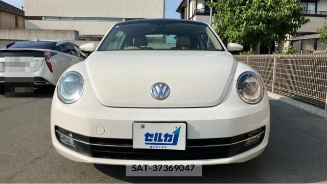 VolksWagen THE BEETLE 2013-07 8282432-9