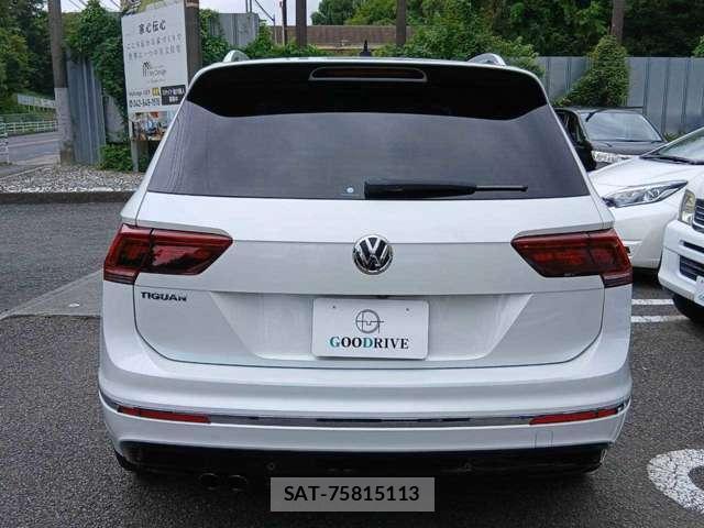 VolksWagen TIGUAN 2018-01 8277304-4