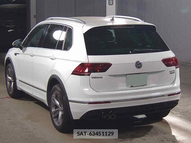 VolksWagen TIGUAN 2020-03 8278903-1