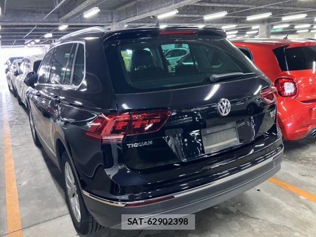 VolksWagen TIGUAN 2019-08 8279000-3
