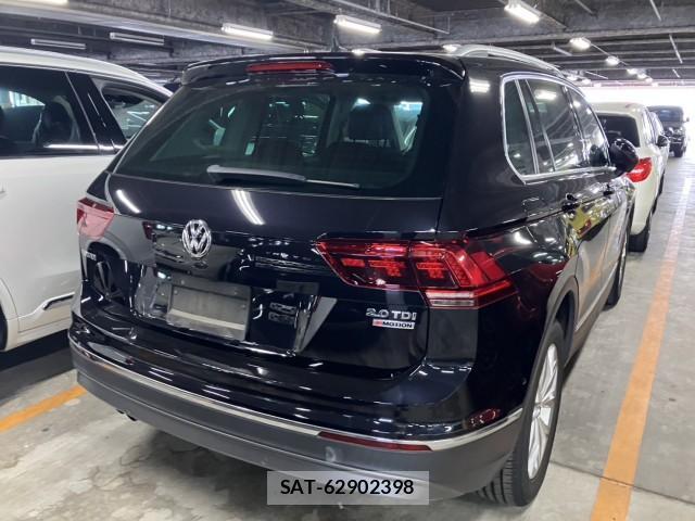 VolksWagen TIGUAN 2019-08 8279000-4